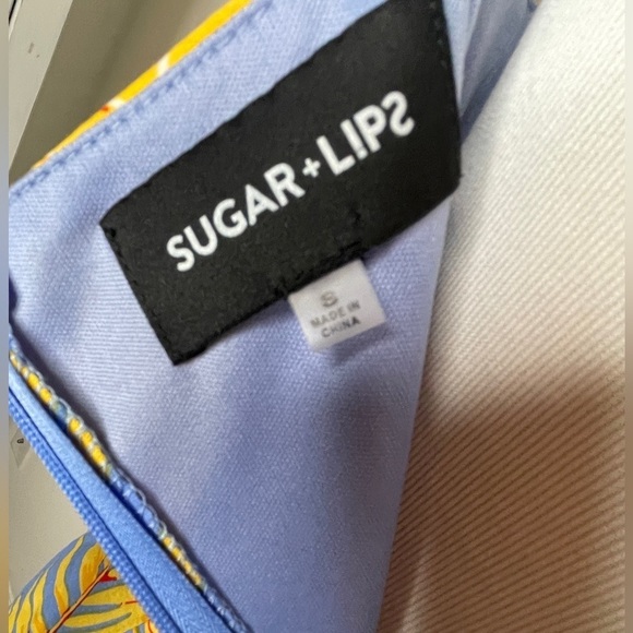 Sugar+lips Karah Floral Front Tie Mini Dress - Picture 7 of 7